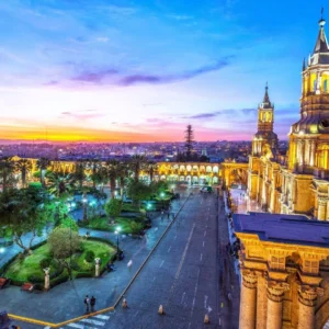 Arequipa City Tour: El Corazón De Piedra Volcánica Y Sillar